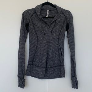 Lululemon Size 4 Workout Pullover Jacket